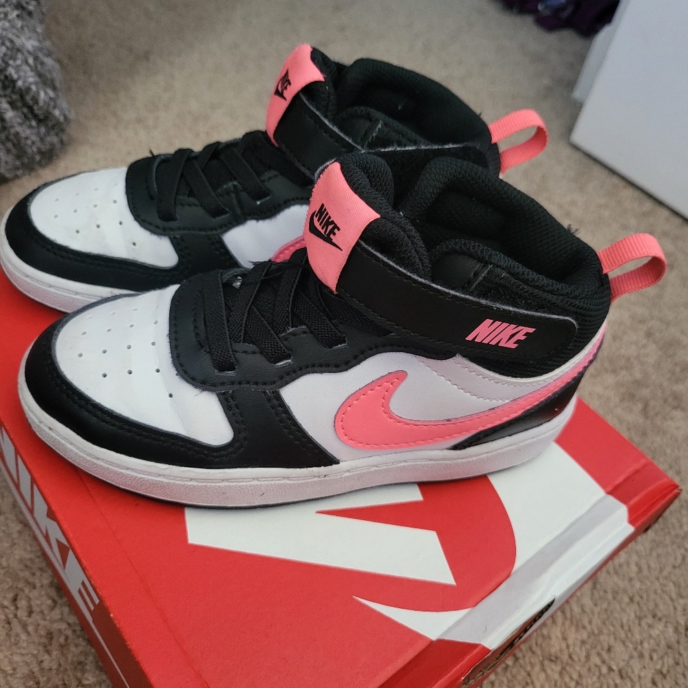 Nike